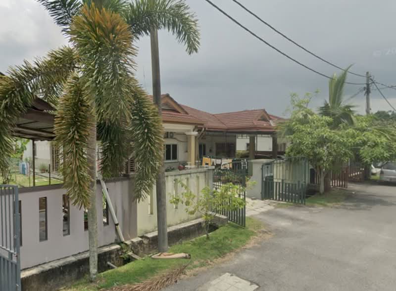 1-storey Terraced House for Sale in Klang (Selangor) - KT Teoh - Exterior - PropertyGuru.com.my