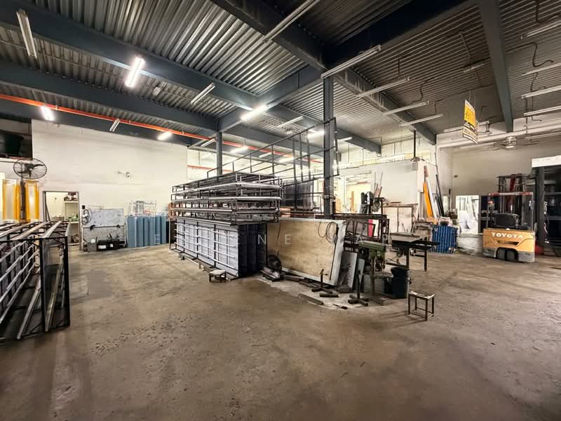 Semi-D Factory for Sale in Sunway Damansara (Kota Damansara) - Eugene Yap - Interior - PropertyGuru.com.my