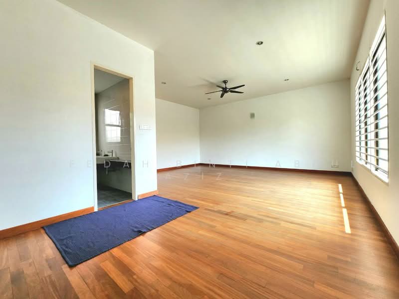2-storey Terraced House for Sale in Alam Impian (Shah Alam) - Rafedah Binti Abdul Aziz - PropertyGuru.com.my