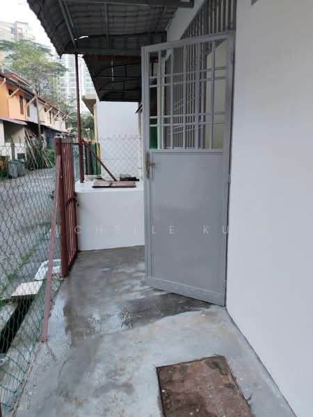 Rumah Teres 2-Tingkat untuk Dijual di Taman Tampoi Indah (Tampoi) - Michelle Kueh - PropertyGuru.com.my
