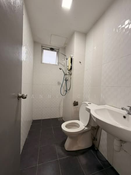 Condominium for Rent at 228 Kondominium - Fannie Chin - Bathroom - PropertyGuru.com.my