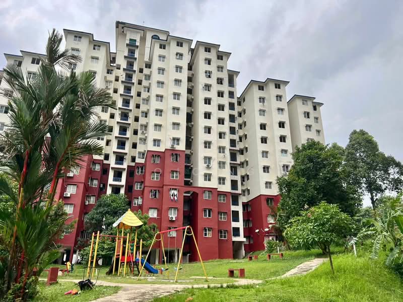 Apartment for Sale at Apartment Buginvilla - Jojo Ng - Exterior - PropertyGuru.com.my