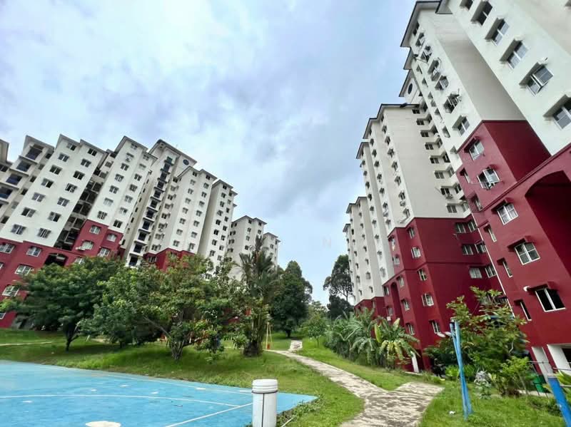 Apartment for Sale at Apartment Buginvilla - Jojo Ng - Exterior - PropertyGuru.com.my