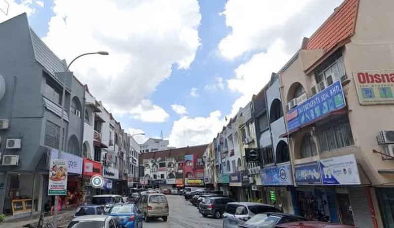 Shop for Sale in Subang Jaya (Selangor) - Benjamin Lai - Exterior - PropertyGuru.com.my