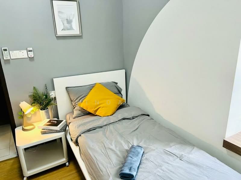 Condominium for Sale at Lovell @ Country Garden Danga Bay - Belinda Choo - Bedroom - PropertyGuru.com.my