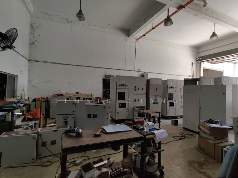 Semi-D Factory for Rent in Taman Perindustrian Taming Jaya (Balakong) - Dennis Chang - Interior - PropertyGuru.com.my