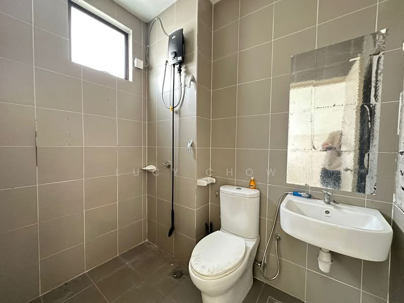 2-storey Terraced House for Sale in M Residence 2 (Rawang) - Lucy Chow - Bathroom - PropertyGuru.com.my