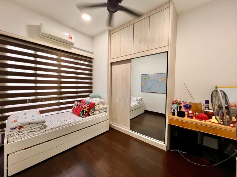 3-storey Terraced House for Sale in Denai Alam (Shah Alam) - Mohd Nazri Roslan - PropertyGuru.com.my