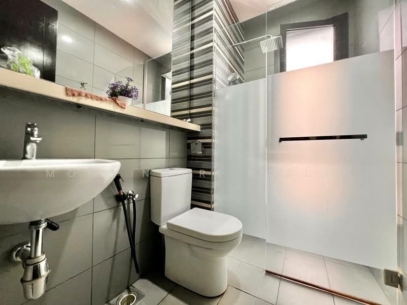 3-storey Terraced House for Sale in Denai Alam (Shah Alam) - Mohd Nazri Roslan - PropertyGuru.com.my