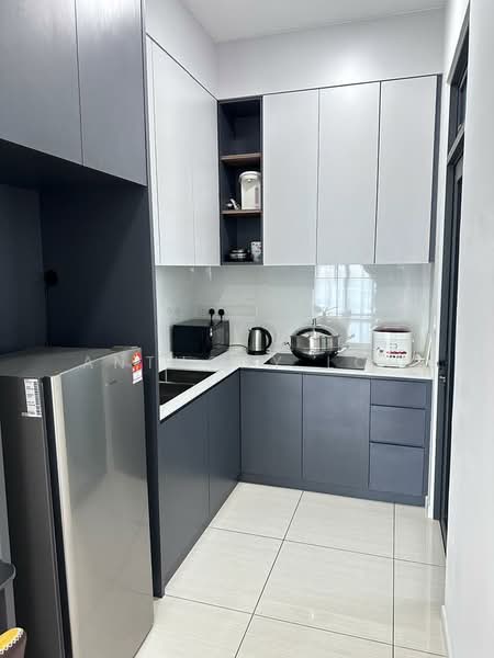 Condominium for Rent at Queens Residences Q1 @ Queens Waterfront - Anthony Loh - Kitchen - PropertyGuru.com.my