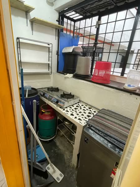 Rumah Flat untuk Dijual di Flora Damansara Flat - Cristleona Wee - Kitchen - PropertyGuru.com.my