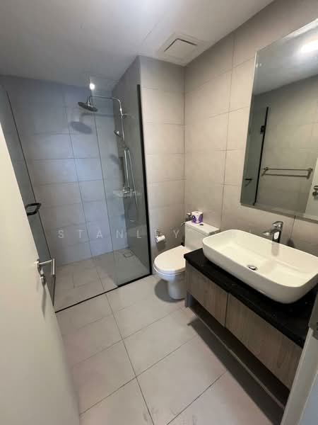 Kediaman Servis untuk Disewa di The Atrium - Stanley Obi - Bathroom - PropertyGuru.com.my