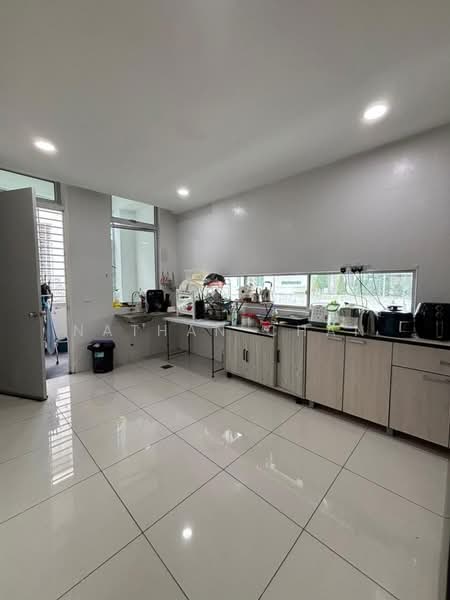 Rumah Teres 2-Tingkat untuk Dijual di Taman Eco Cascadia (Tebrau) - Nathan Chan - PropertyGuru.com.my