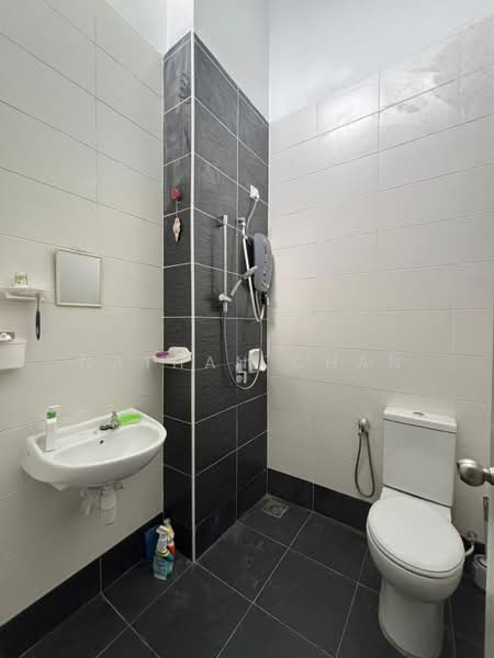 Rumah Teres 2-Tingkat untuk Dijual di Taman Eco Cascadia (Tebrau) - Nathan Chan - PropertyGuru.com.my