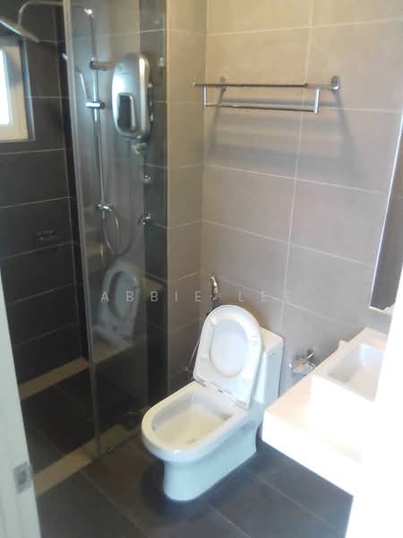 Service Residence for Rent at Sentrio Pandan - Abbie Lee - Bathroom - PropertyGuru.com.my