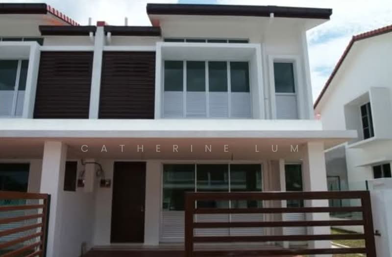 Rumah Berkembar untuk Dijual di Puncak Bestari (Puncak Alam) - Catherine Lum - Exterior - PropertyGuru.com.my