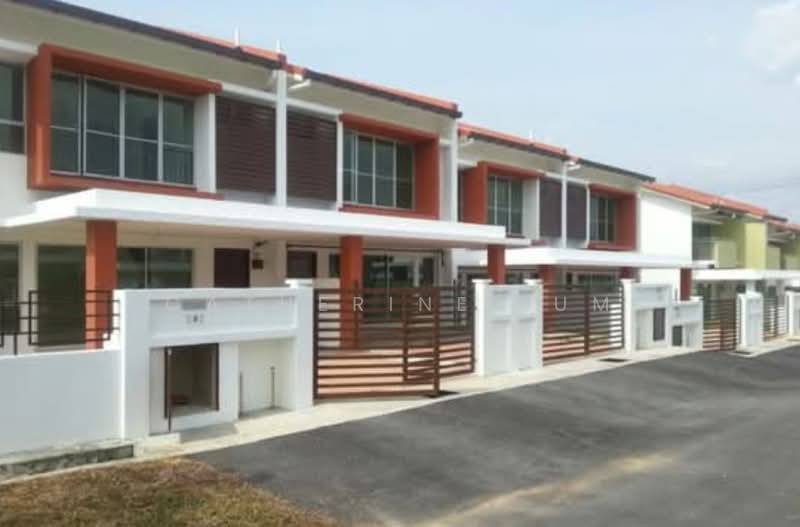 Rumah Berkembar untuk Dijual di Puncak Bestari (Puncak Alam) - Catherine Lum - Exterior - PropertyGuru.com.my