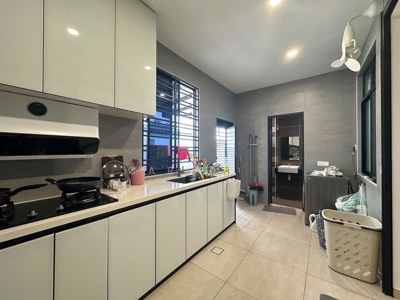 2-storey Terraced House for Sale in Taman Desa Tebrau (Tebrau) - Carson . - Kitchen - PropertyGuru.com.my