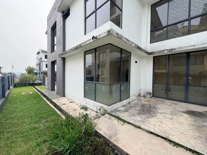 Semi-Detached House for Sale in Puteri Heights (Rawang) - SK Luk - Exterior - PropertyGuru.com.my