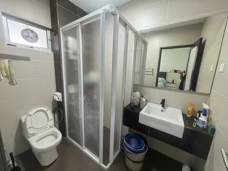 2-storey Terraced House for Sale in Mutiara Rini (Skudai) - Eva Siow - Bathroom - PropertyGuru.com.my