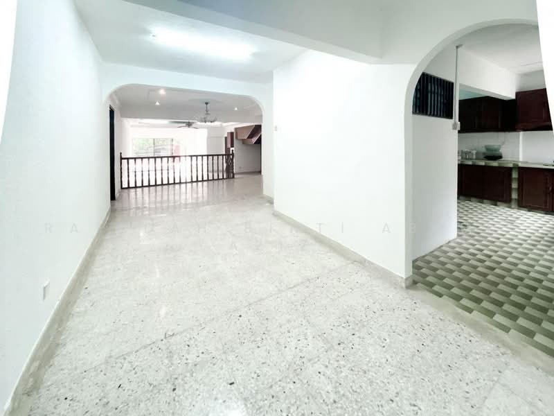Rumah Teres 2-Tingkat untuk Dijual di Seksyen 6 (Shah Alam) - Rafedah Binti Abdul Aziz - Interior - PropertyGuru.com.my