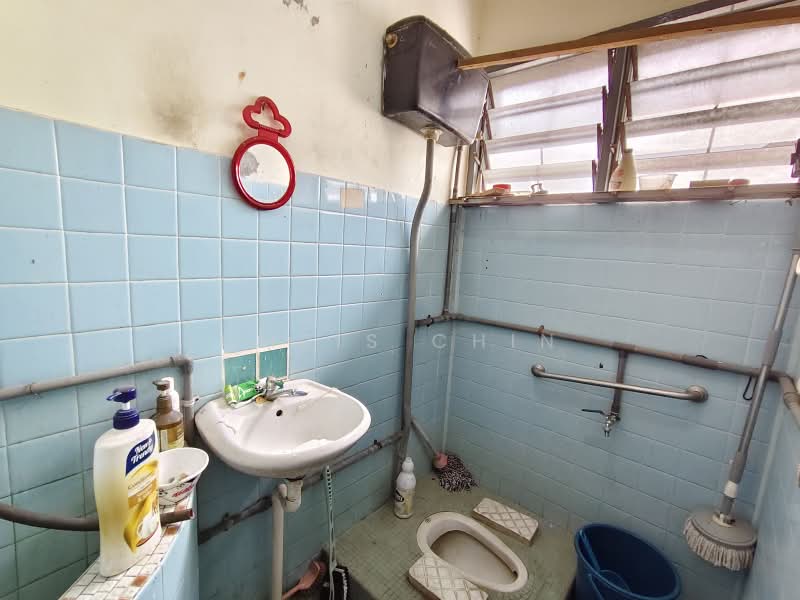 Semi-Detached House for Sale in Ipoh (Perak) - Chris Chin - Bathroom - PropertyGuru.com.my