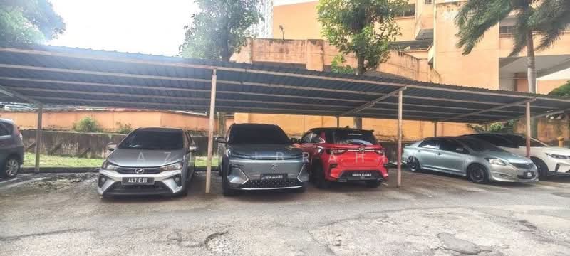 Pangsapuri untuk Dijual di Merdeka Villa - Azli Ibrahim - Car Park - PropertyGuru.com.my