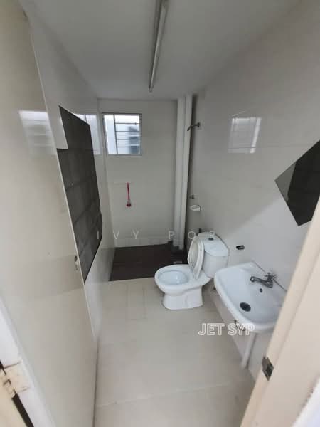 Apartment for Sale at Seri Jati - Ivy Por - Bathroom - PropertyGuru.com.my
