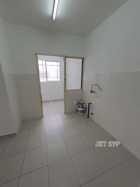 Apartment for Sale at Seri Jati - Ivy Por - Kitchen - PropertyGuru.com.my