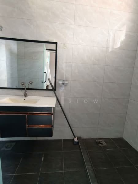 Townhouse for Sale in Johor Bahru (Johor) - Eva Siow - Bathroom - PropertyGuru.com.my