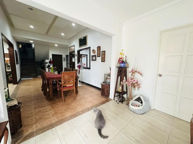 Semi-Detached House for Sale in Ukay Perdana (Ulu Kelang) - Halim Mazlan - Dining Room - PropertyGuru.com.my