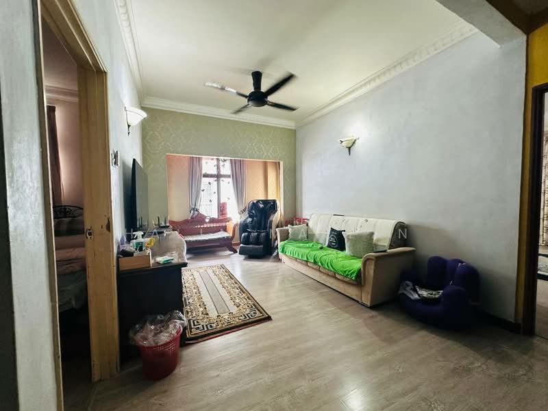 Semi-Detached House for Sale in Ukay Perdana (Ulu Kelang) - Halim Mazlan - Family Area - PropertyGuru.com.my
