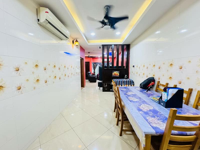 Rumah Teres 1-Tingkat untuk Dijual di Puchong (Selangor) - Yasmin Sulaiman - Living Room - PropertyGuru.com.my