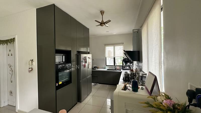 Semi-Detached House for Sale in Taman Anggun 3 (Rawang) - Ken Chong - Kitchen - PropertyGuru.com.my