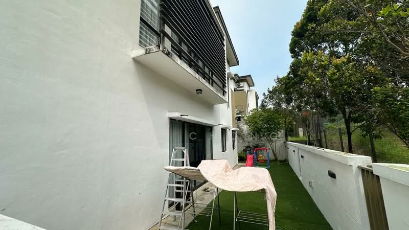 Semi-Detached House for Sale in Taman Anggun 3 (Rawang) - Ken Chong - Exterior - PropertyGuru.com.my
