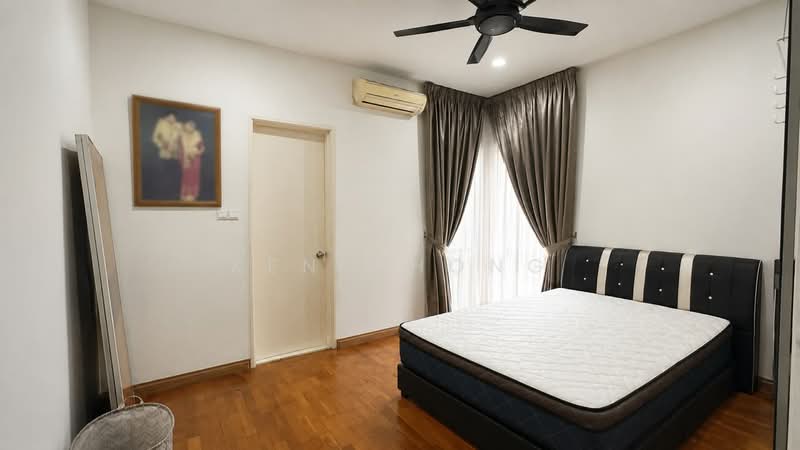Semi-Detached House for Sale in Taman Anggun 3 (Rawang) - Ken Chong - Bedroom - PropertyGuru.com.my