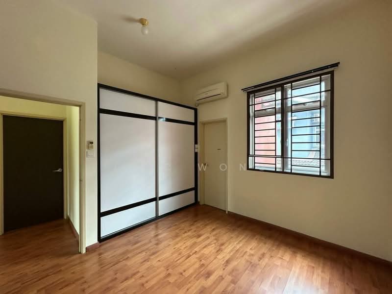 Terraced House for Sale in Bandar Seri Alam (Masai) - Eric Wong - PropertyGuru.com.my