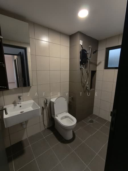 Service Residence for Rent at D'Quince Residences - Jaffry Tue - Bathroom - PropertyGuru.com.my