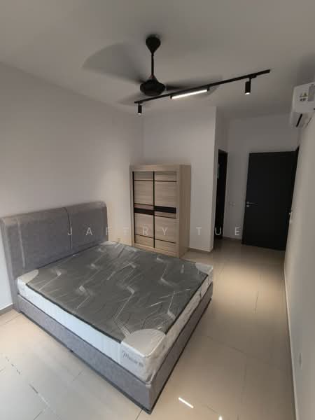 Service Residence for Rent at D'Quince Residences - Jaffry Tue - Bedroom - PropertyGuru.com.my