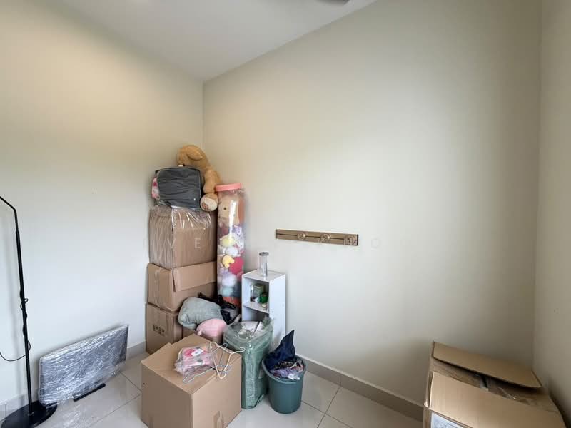 2-storey Terraced House for Sale in Taman Kundang Jaya (Rawang) - Evelyn Khoo - Room - PropertyGuru.com.my