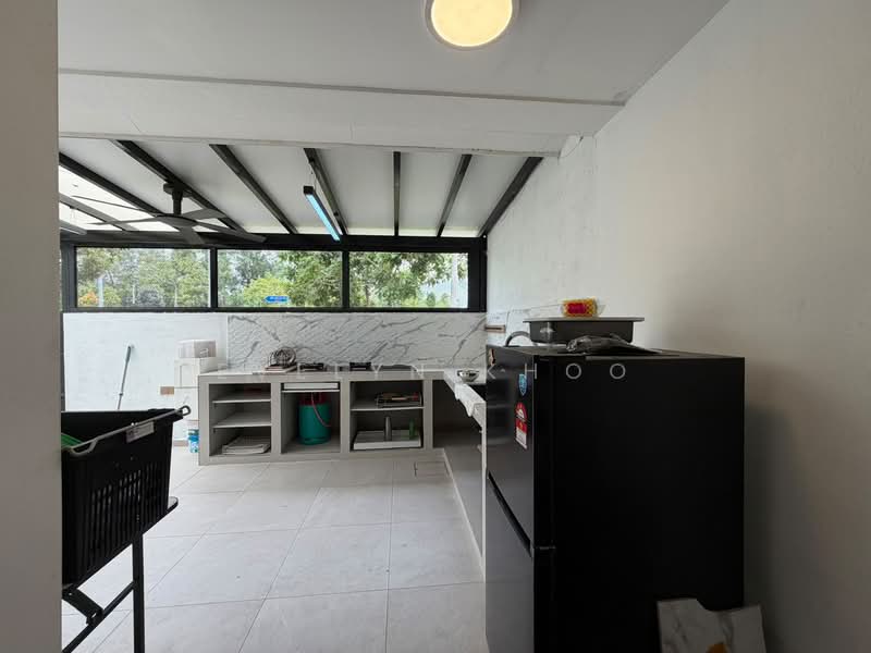 2-storey Terraced House for Sale in Taman Kundang Jaya (Rawang) - Evelyn Khoo - Kitchen - PropertyGuru.com.my
