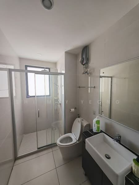 Kondominium untuk Dijual di Bay Point @ Country Garden Danga Bay - Shi May Yeong - Bathroom - PropertyGuru.com.my