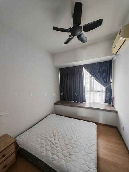 Kondominium untuk Dijual di Bay Point @ Country Garden Danga Bay - Shi May Yeong - Bedroom - PropertyGuru.com.my