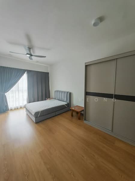 Kondominium untuk Dijual di Bay Point @ Country Garden Danga Bay - Shi May Yeong - Bedroom - PropertyGuru.com.my