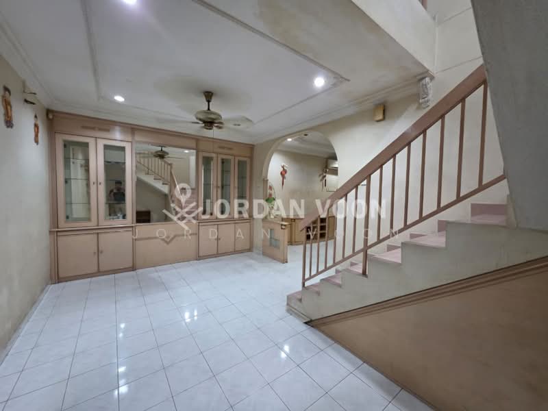 2-storey Terraced House for Rent in Taman Teratai (Butterworth) - Jordan Voon - Living Room - PropertyGuru.com.my