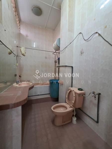 2-storey Terraced House for Rent in Taman Teratai (Butterworth) - Jordan Voon - Bathroom - PropertyGuru.com.my