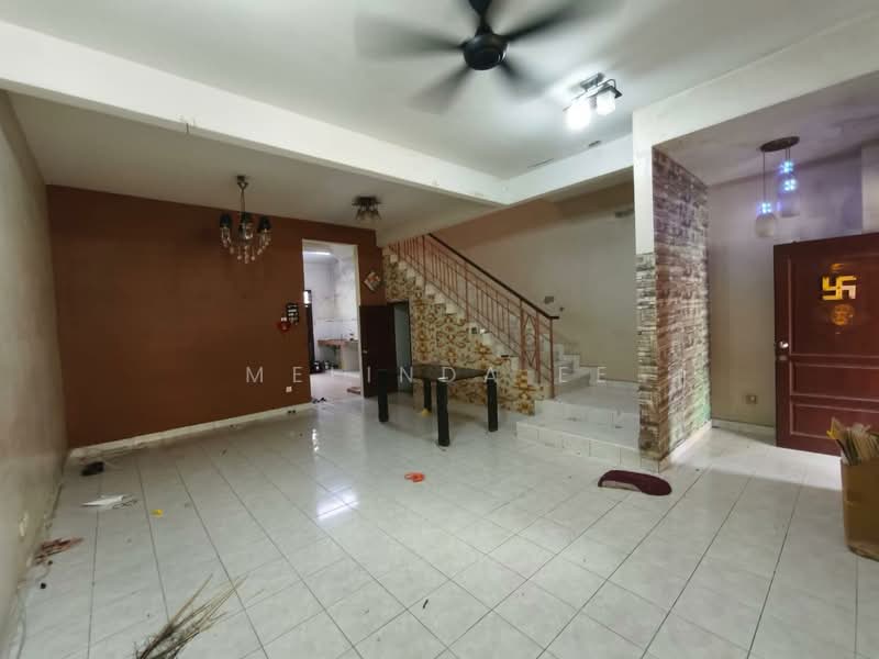 2-storey Terraced House for Sale in Bandar Putra (Kulai) - Melinda Ee - Living Room - PropertyGuru.com.my