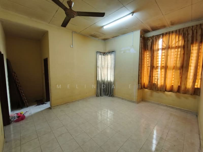 2-storey Terraced House for Sale in Bandar Putra (Kulai) - Melinda Ee - Interior - PropertyGuru.com.my