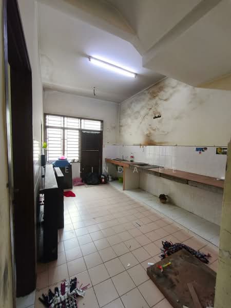 2-storey Terraced House for Sale in Bandar Putra (Kulai) - Melinda Ee - Kitchen - PropertyGuru.com.my