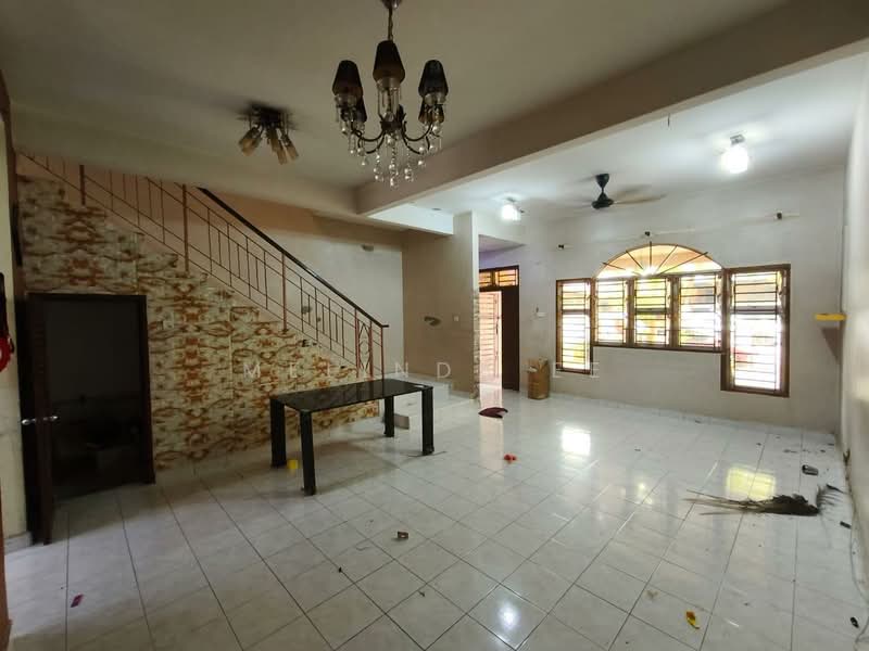 2-storey Terraced House for Sale in Bandar Putra (Kulai) - Melinda Ee - Living Room - PropertyGuru.com.my